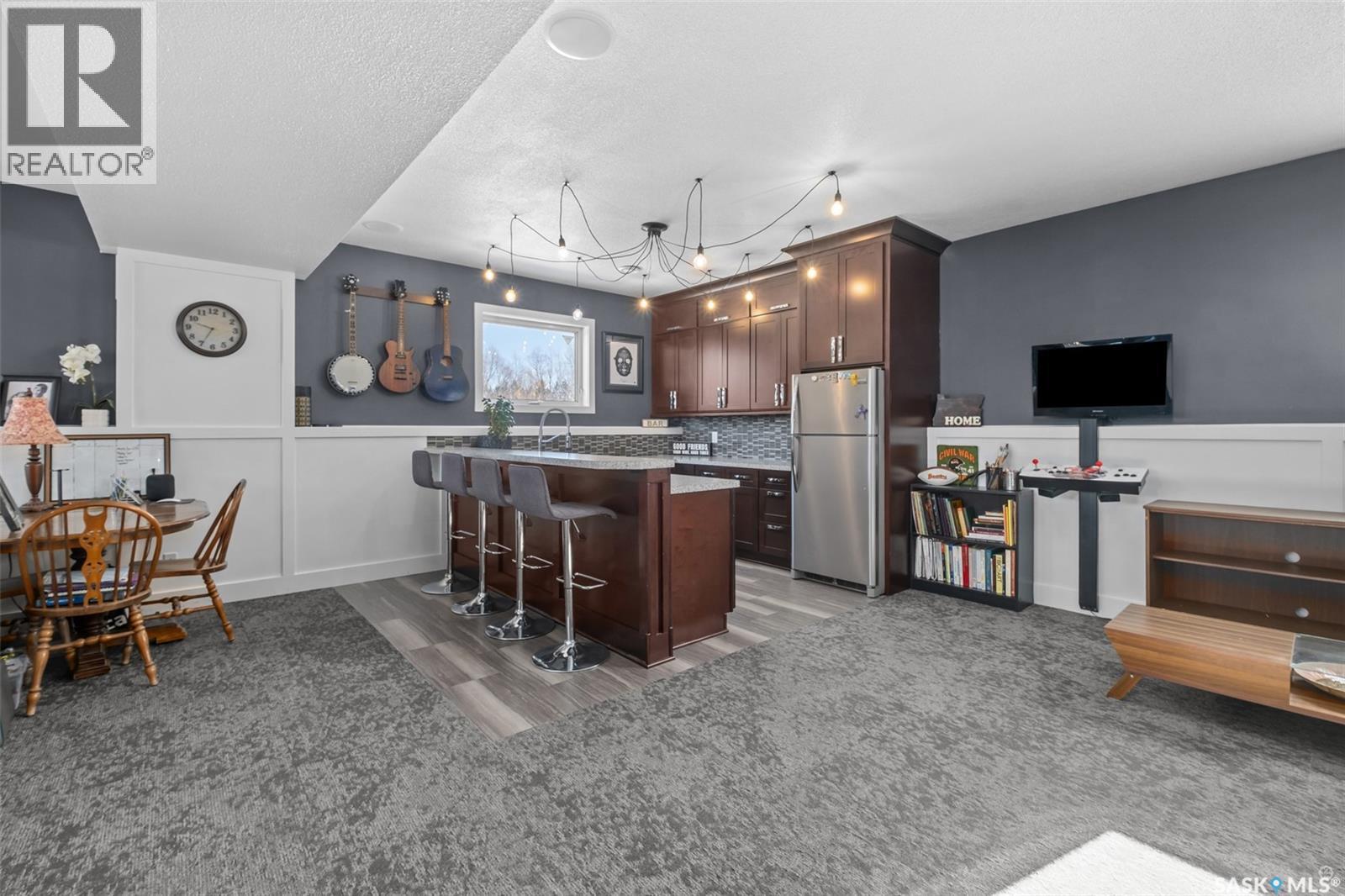 808 Lakeridge Drive, Buckland Rm No. 491, SK - Indoor