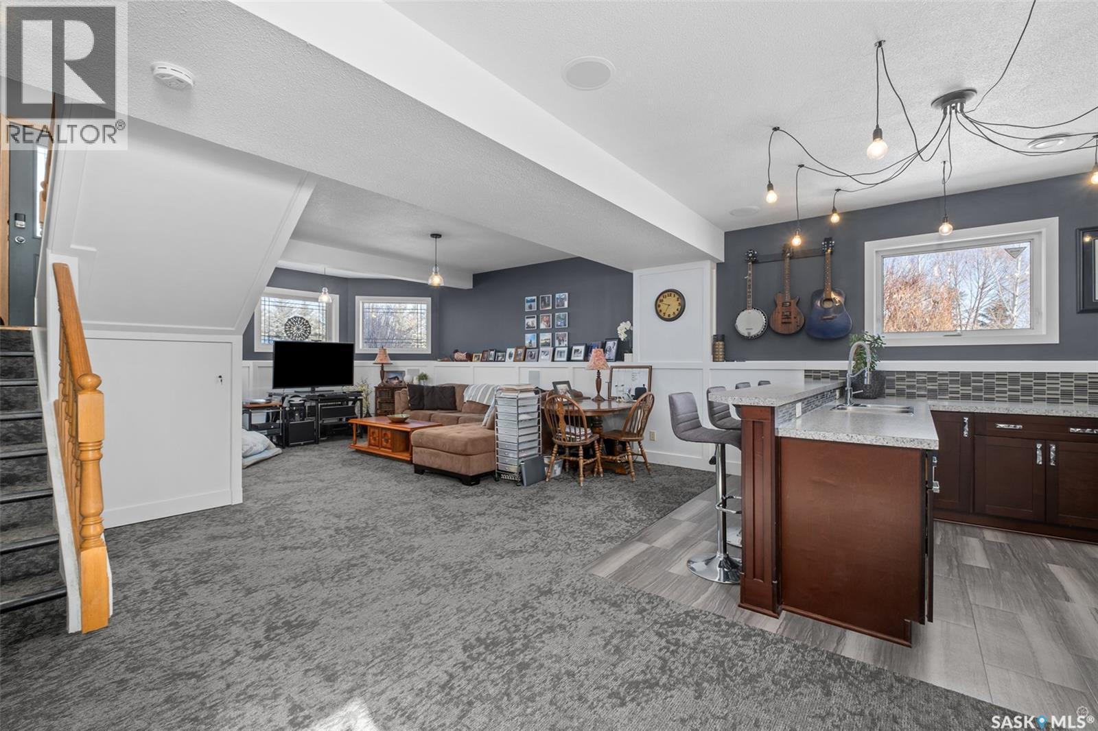 808 Lakeridge Drive, Buckland Rm No. 491, SK - Indoor