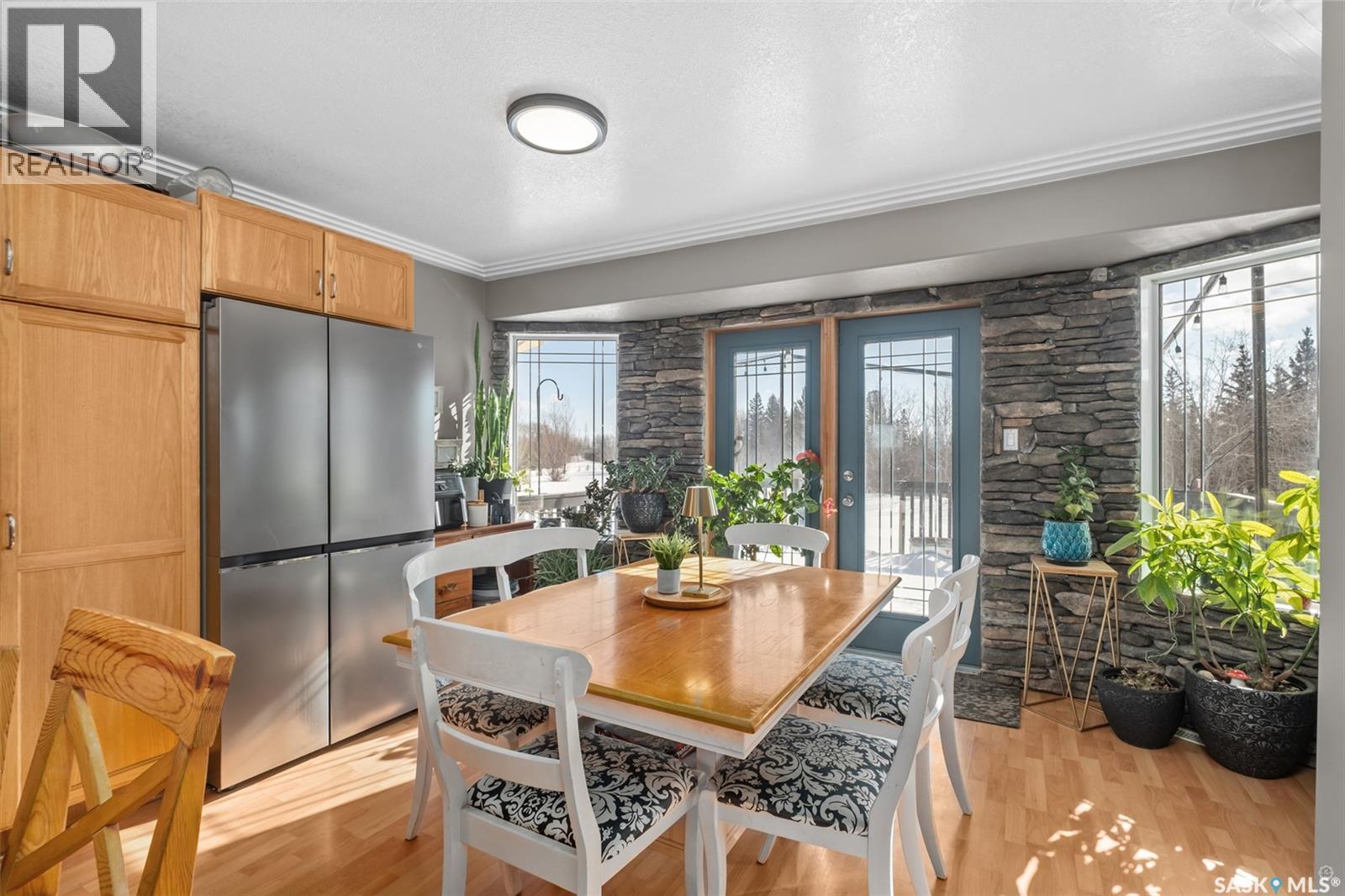 808 Lakeridge Drive, Buckland Rm No. 491, SK - Indoor Photo Showing Dining Room