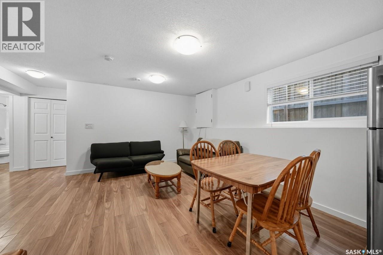 455 Hastings Crescent, Saskatoon, SK - Indoor Photo Showing Other Room