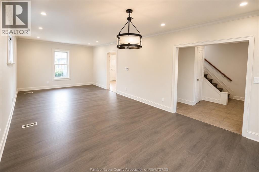 1430 Dougall, Windsor, ON - Indoor