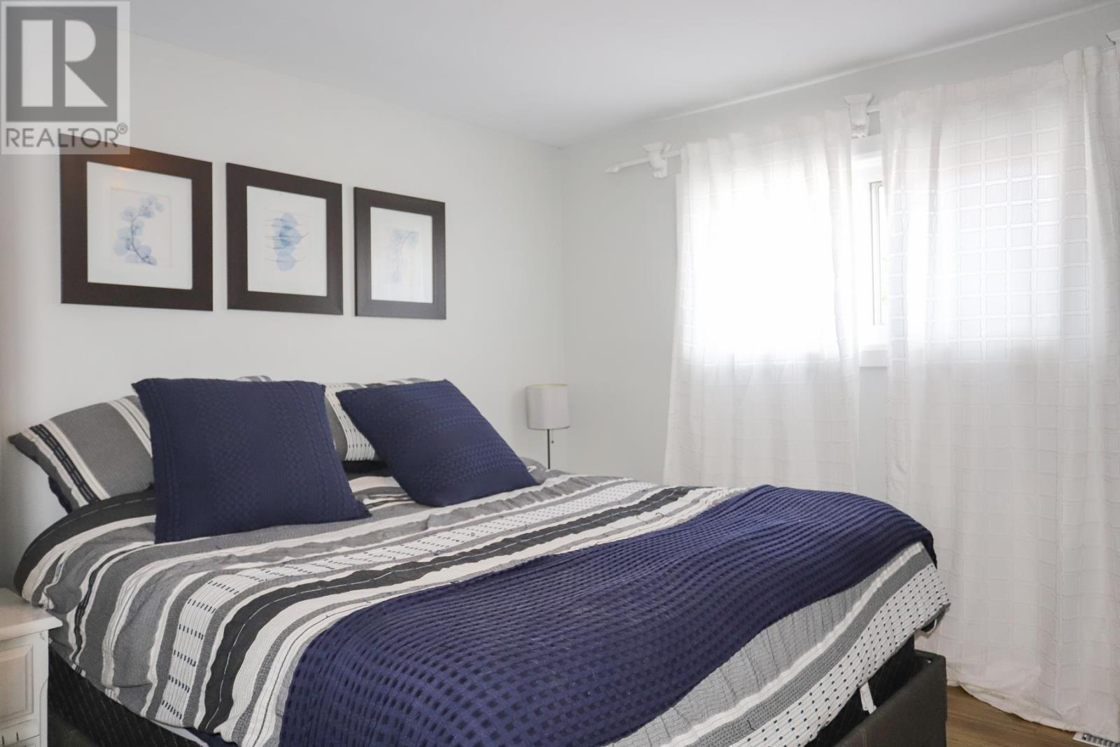87 Murton Ave, Sault Ste. Marie, ON - Indoor Photo Showing Bedroom