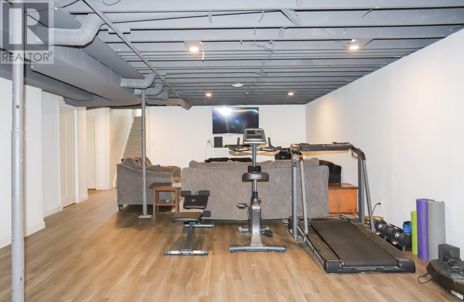 87 Murton Ave, Sault Ste. Marie, ON - Indoor Photo Showing Gym Room