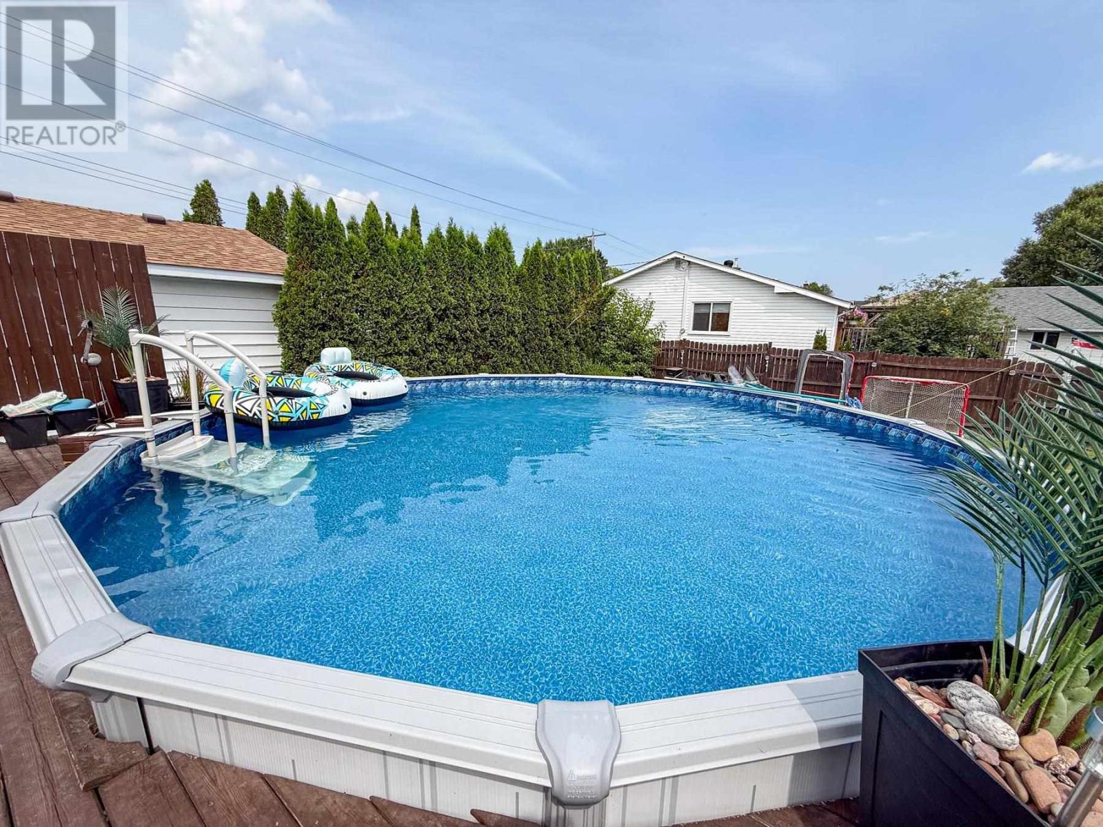 87 Murton Ave, Sault Ste. Marie, ON - Outdoor With Above Ground Pool With Exterior