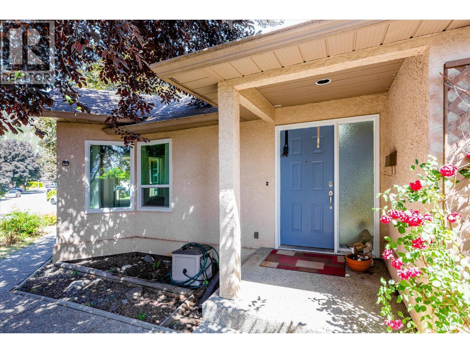 1881 Portland Place, Kelowna, BC - Outdoor
