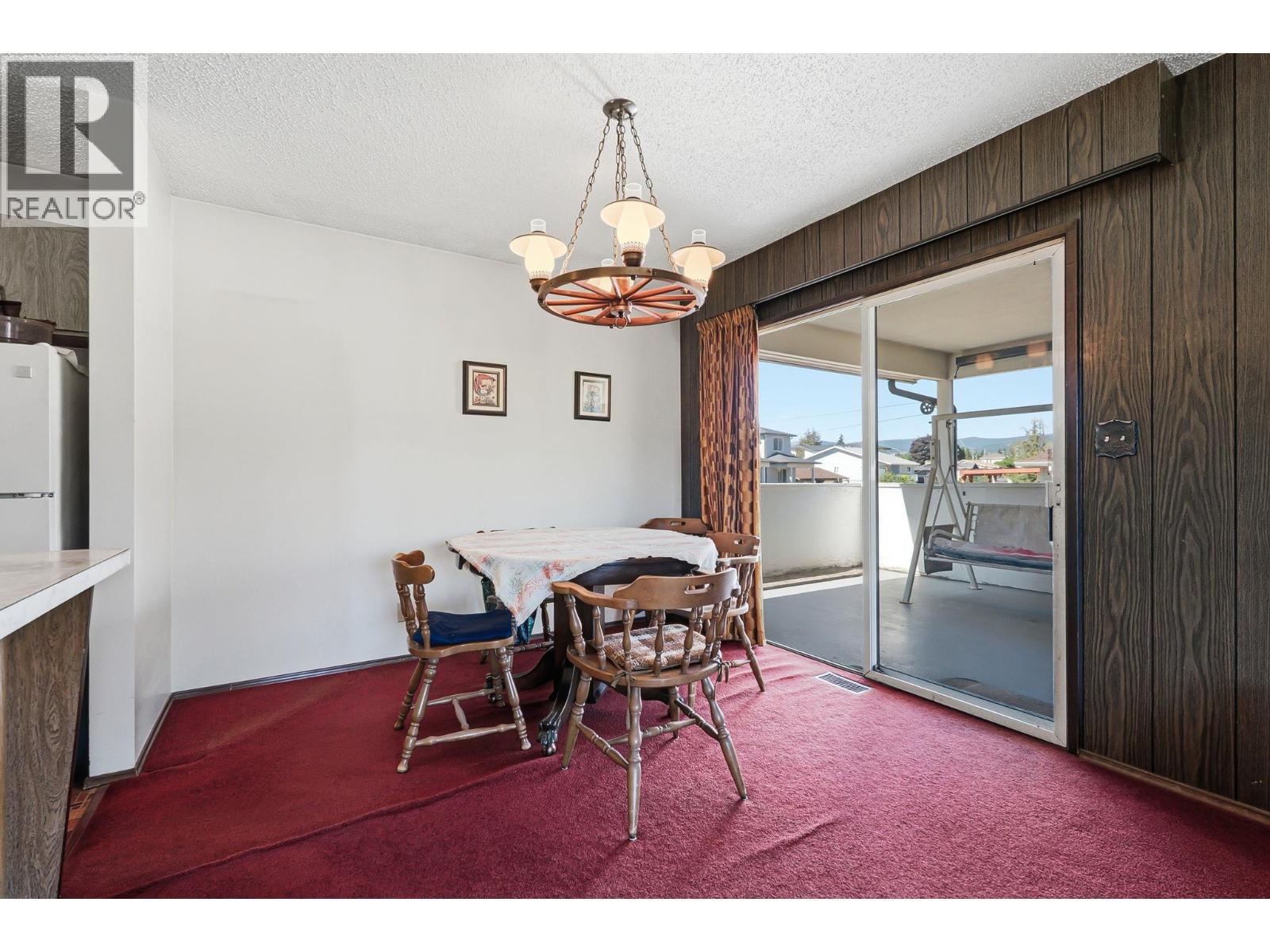 1485 Brentwood Road, West Kelowna, BC - Photo Showing Dining Room