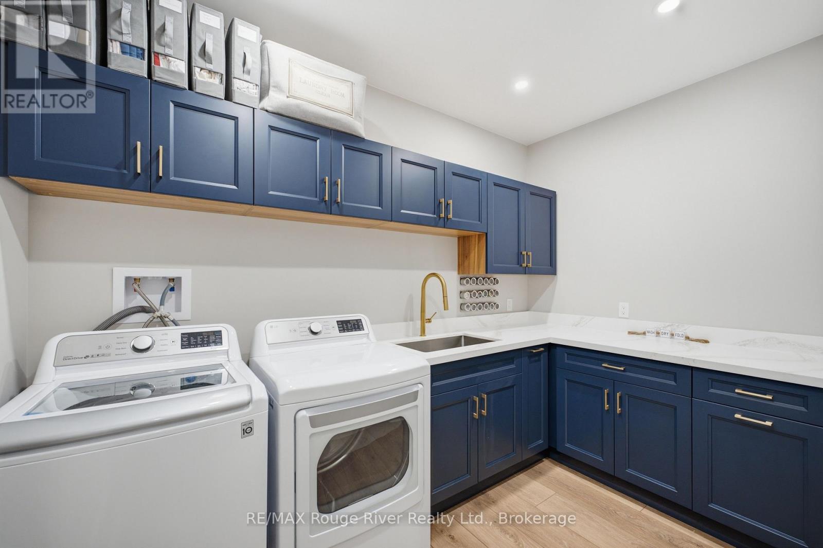 3041 Stu Black Road, Hamilton Township, ON - Indoor Photo Showing Laundry Room