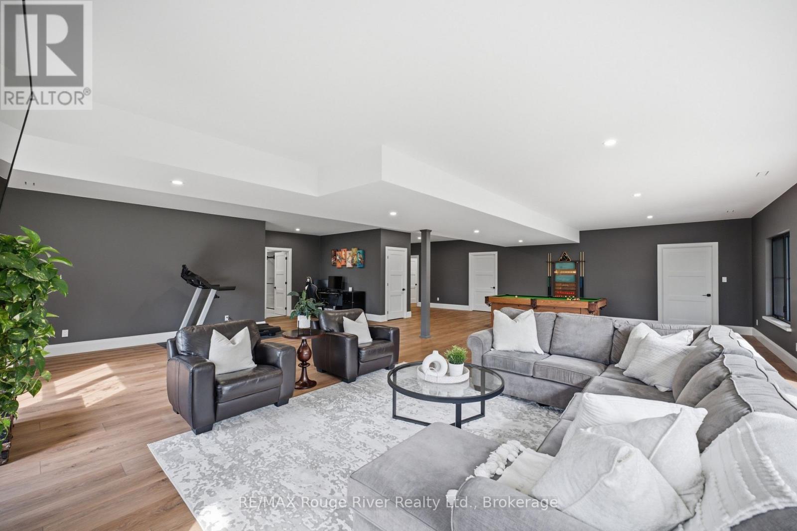 3041 Stu Black Road, Hamilton Township, ON - Indoor