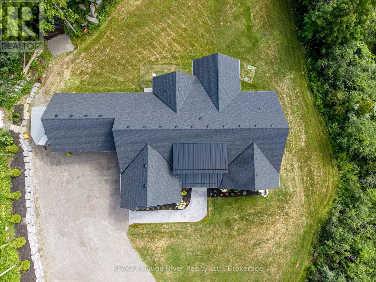 3041 Stu Black Road, Hamilton Township, ON - Outdoor