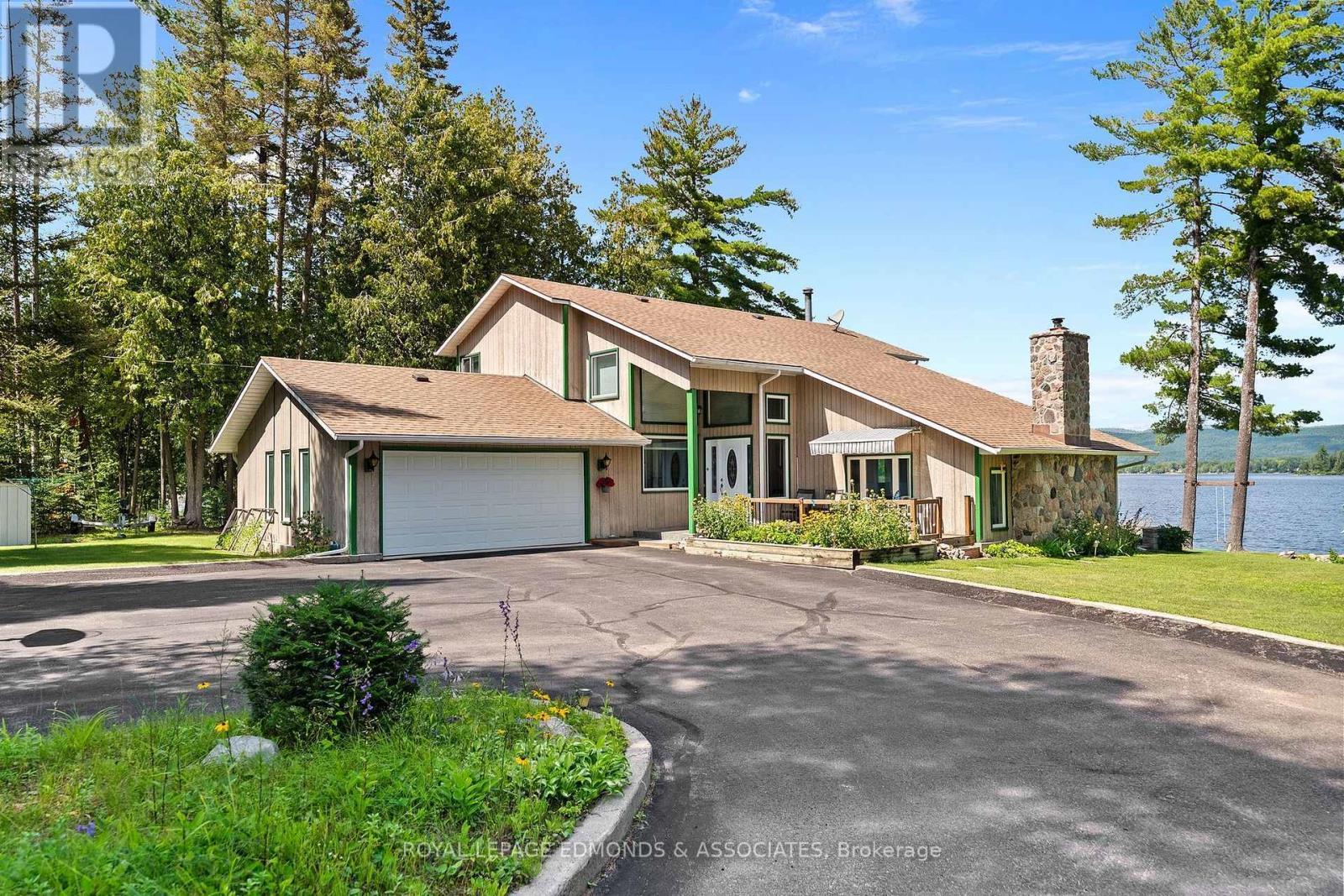 382 Greenway Drive, Whitewater Region, ON - Outdoor