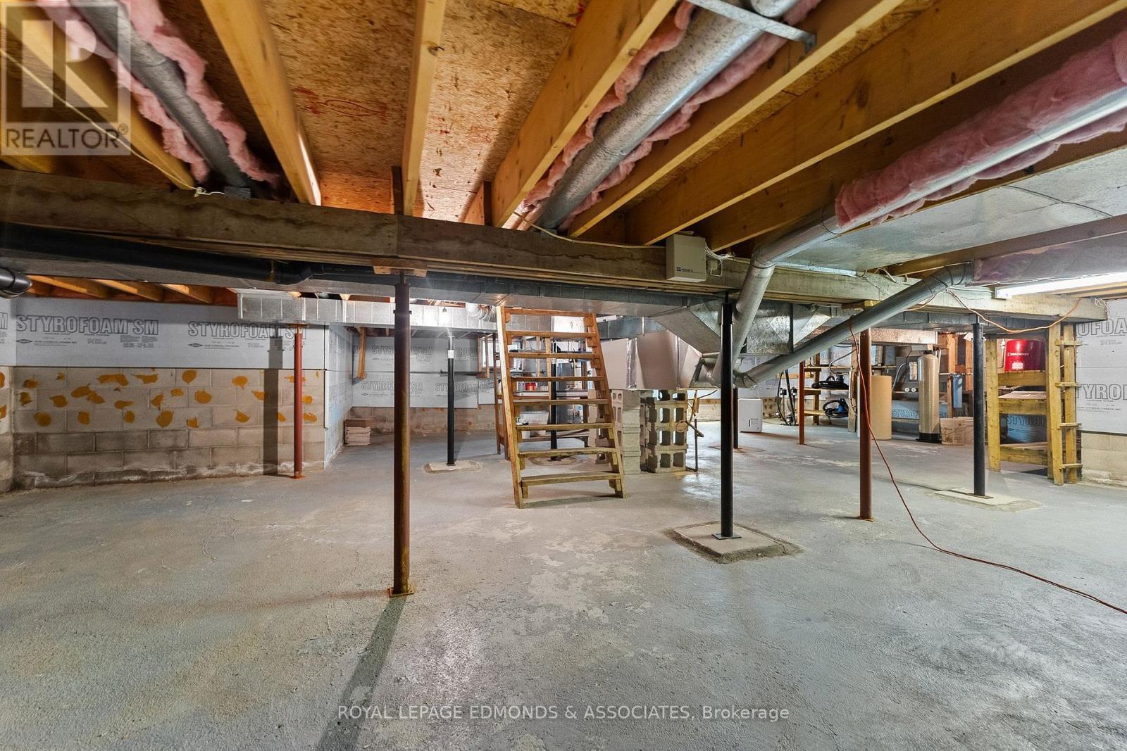 382 Greenway Drive, Whitewater Region, ON - Indoor Photo Showing Basement