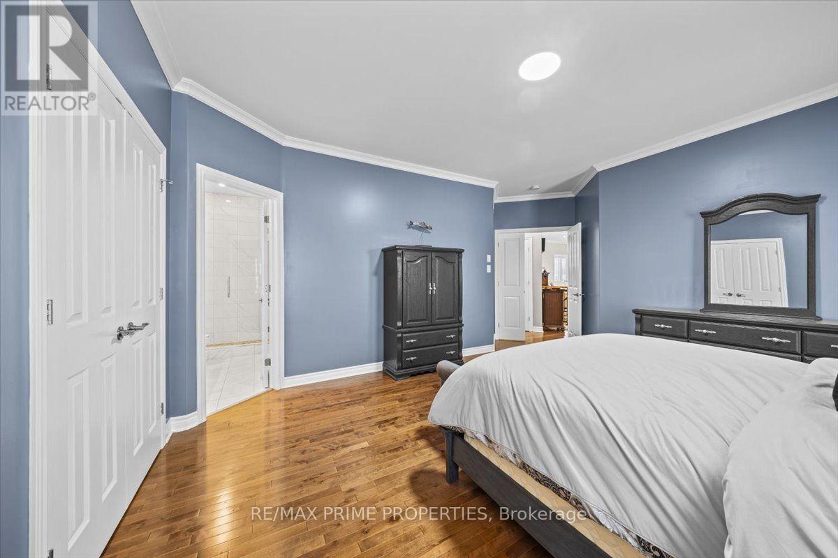 3421 Summerbreeze Drive, Ottawa, ON - Indoor Photo Showing Bedroom
