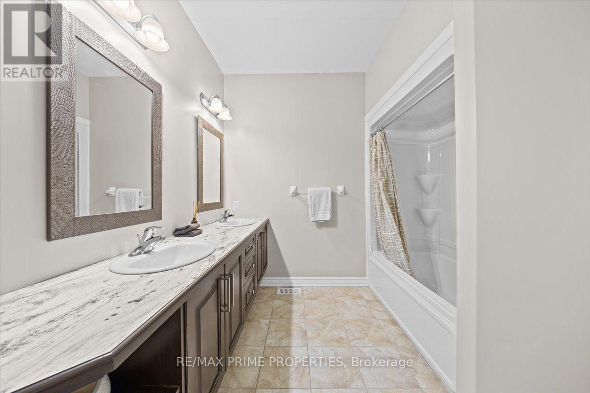 3421 Summerbreeze Drive, Ottawa, ON - Indoor Photo Showing Bathroom