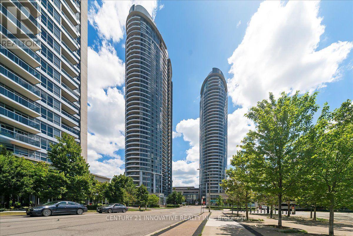3501 - 125 Village Green Square, Toronto, ON - Outdoor With Facade