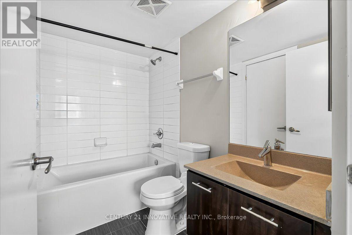 3501 - 125 Village Green Square, Toronto, ON - Indoor Photo Showing Bathroom