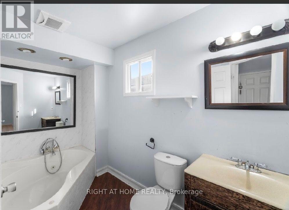 95 Dobson Drive, Ajax, ON - Indoor Photo Showing Bathroom