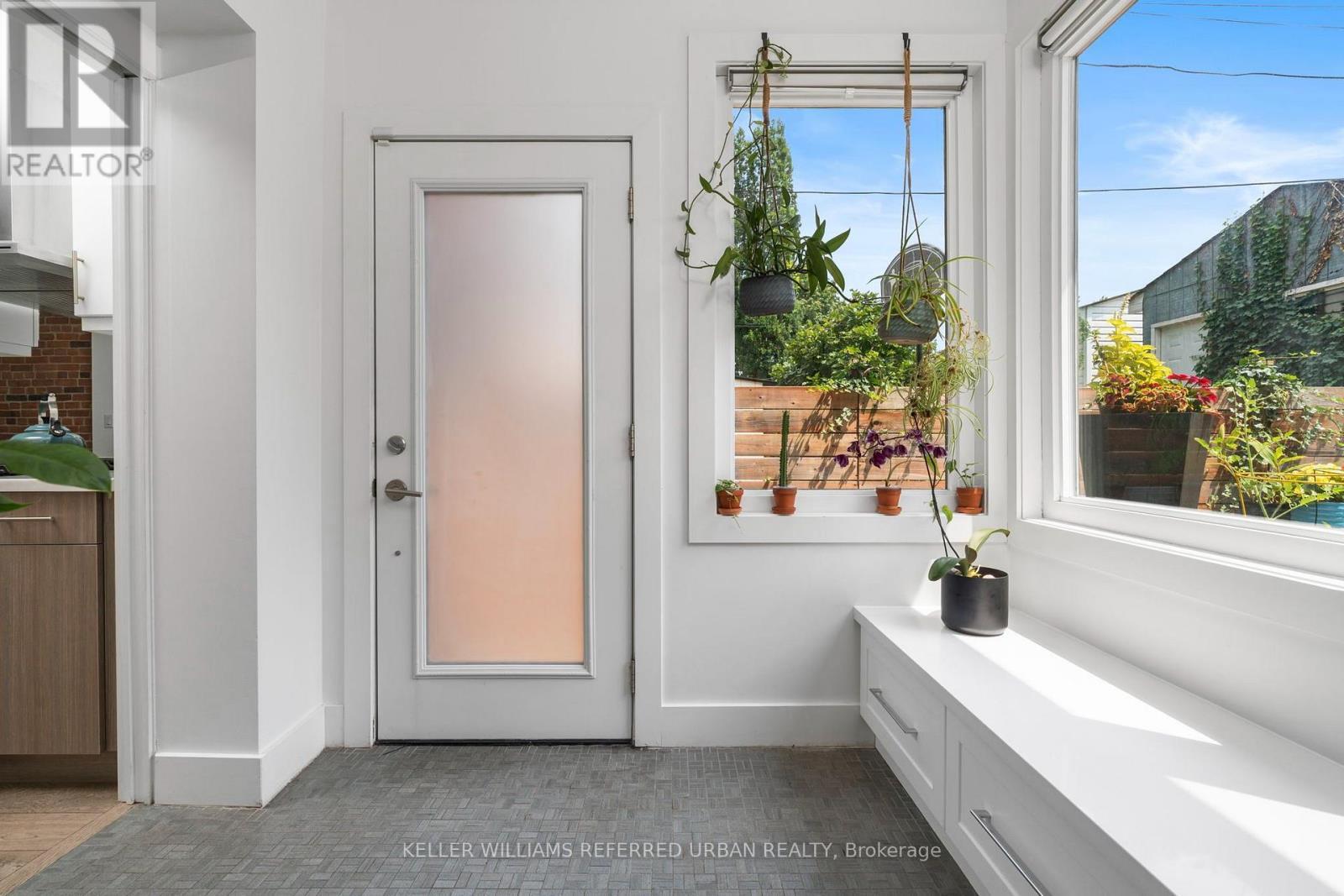 21 Millbrook Crescent, Toronto, ON - Indoor Photo Showing Other Room