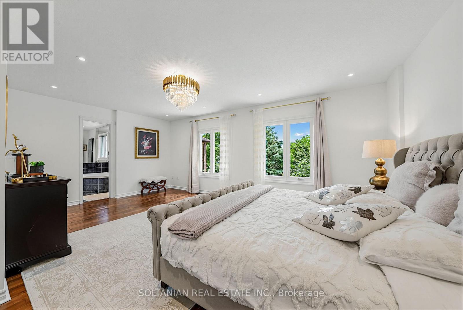 45 Mistleflower Court, Richmond Hill, ON - Indoor Photo Showing Bedroom