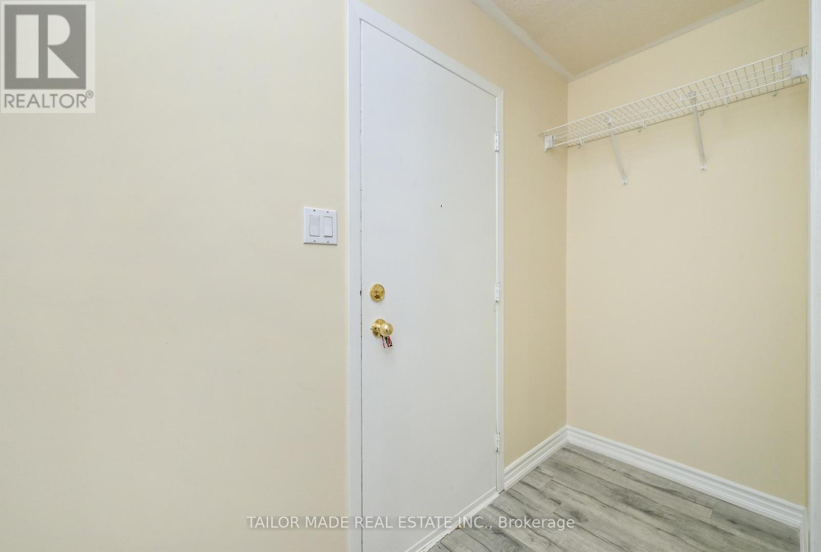 Foyer - 79 - 79 Guildford Crescent, Brampton, ON - Indoor