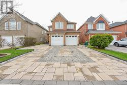 113 SECLUSION CRESCENT Brampton, ON L6R 1K8