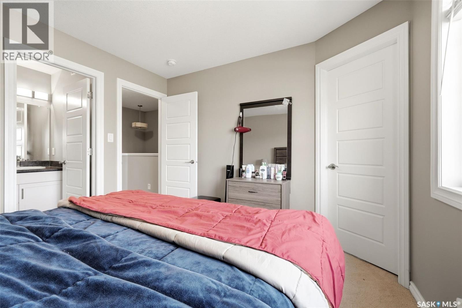 5669 Cederholm Avenue, Regina, SK - Indoor Photo Showing Bedroom