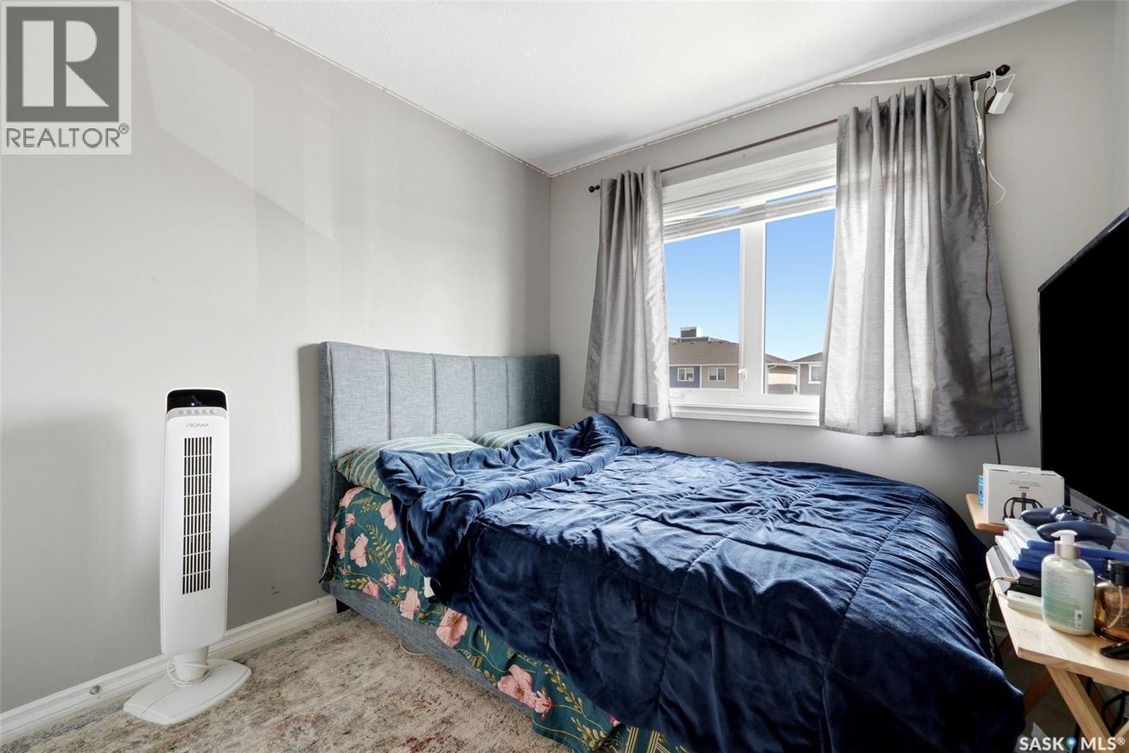 5669 Cederholm Avenue, Regina, SK - Indoor Photo Showing Bedroom