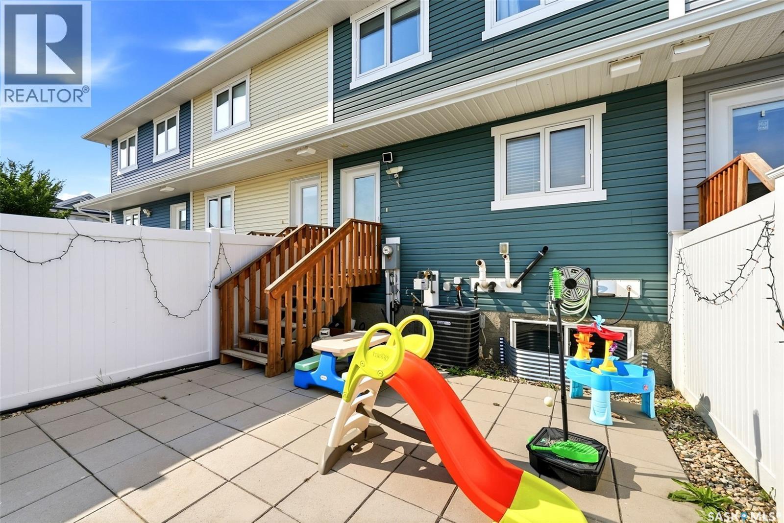 5669 Cederholm Avenue, Regina, SK - Outdoor With Deck Patio Veranda With Exterior