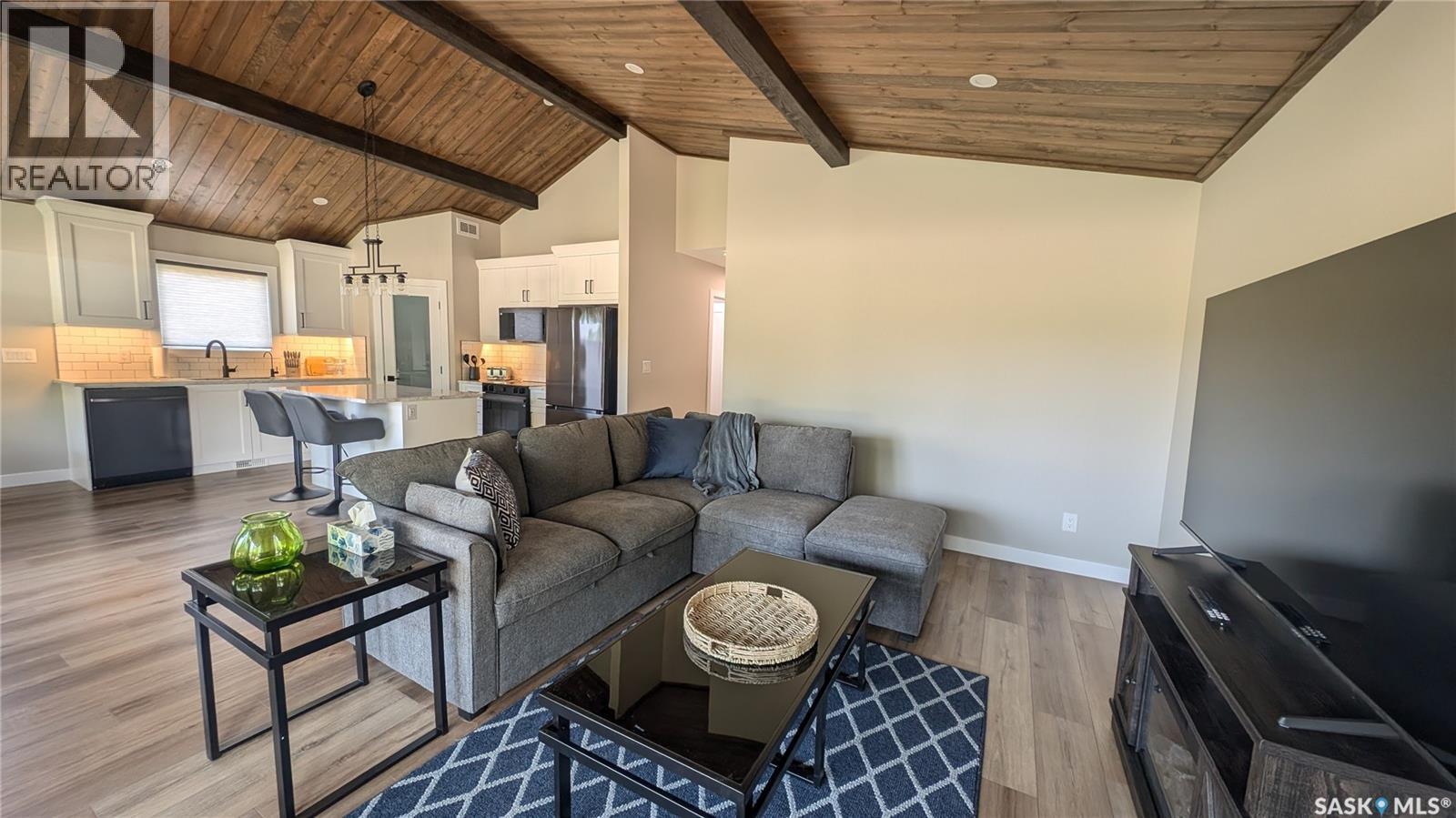 23 101 Neis Access Road, Emma Lake, SK - Indoor Photo Showing Living Room