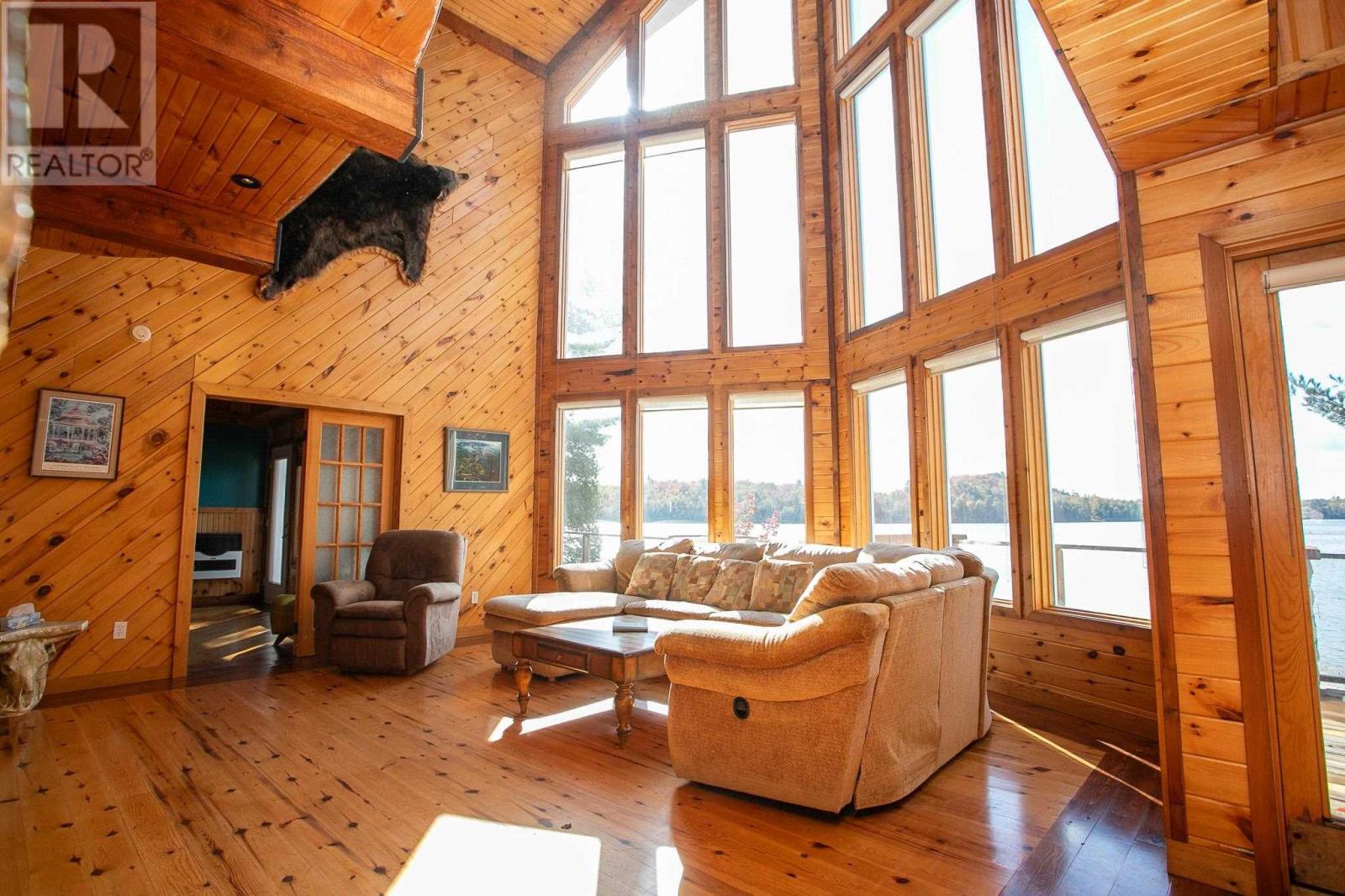 710 Trout Lake, Heyden, ON - Indoor
