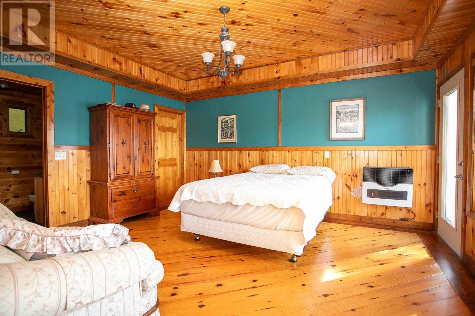 710 Trout Lake, Heyden, ON - Indoor Photo Showing Bedroom