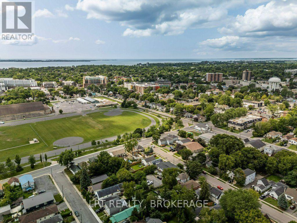 13 Kingscourt Avenue, Kingston (East Of Sir John A. Blvd), ON - Outdoor With View