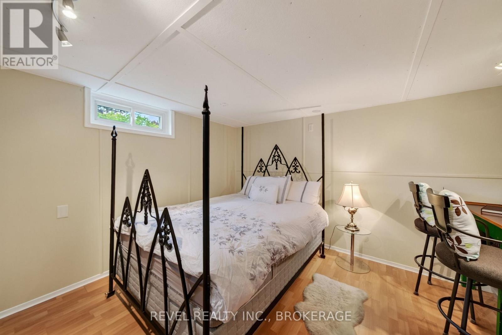 813 Camberley Crescent, Kingston (City Southwest), ON - Indoor Photo Showing Bedroom