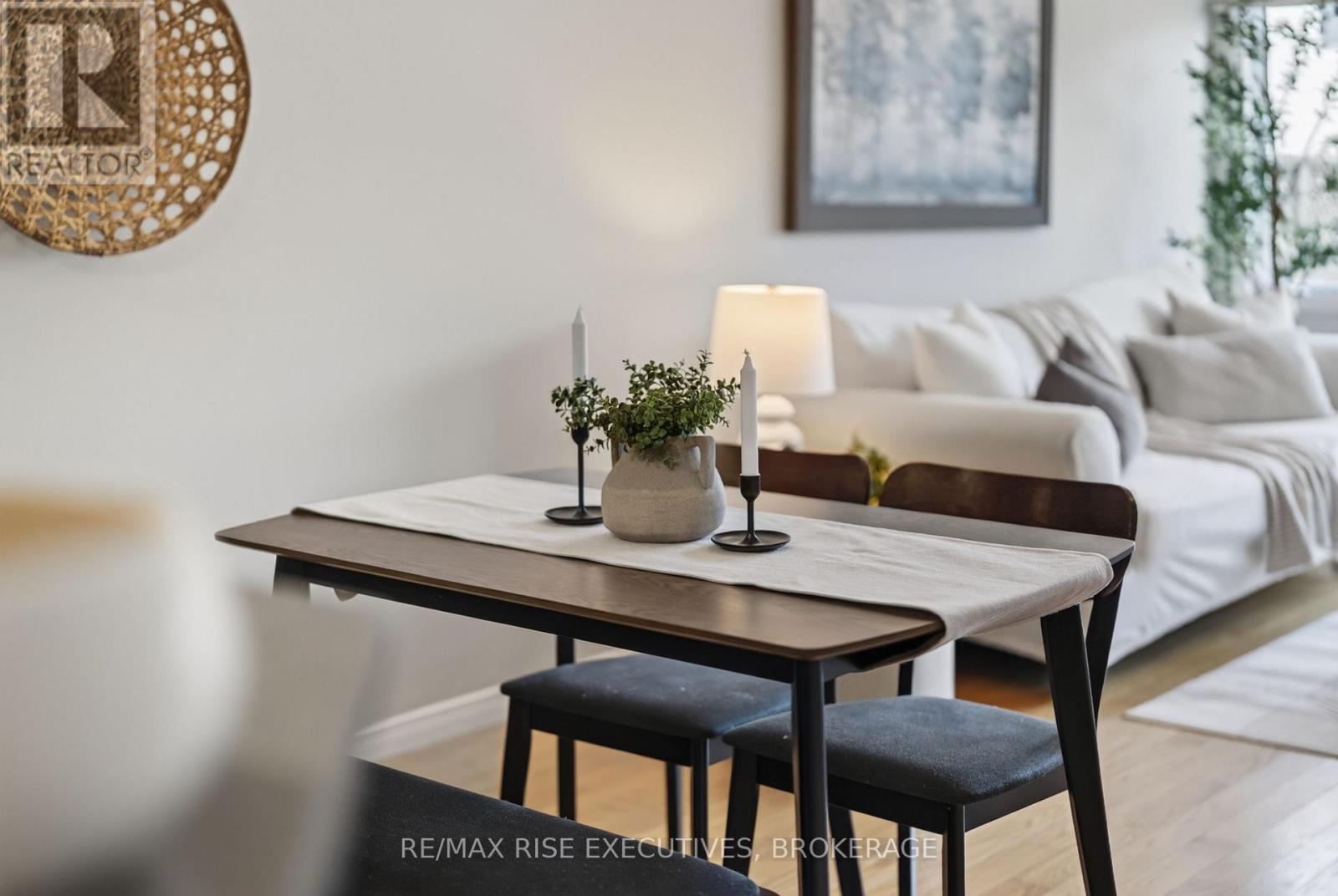 2030 Swanfield Street, Kingston (East Gardiners Rd), ON - Indoor Photo Showing Dining Room