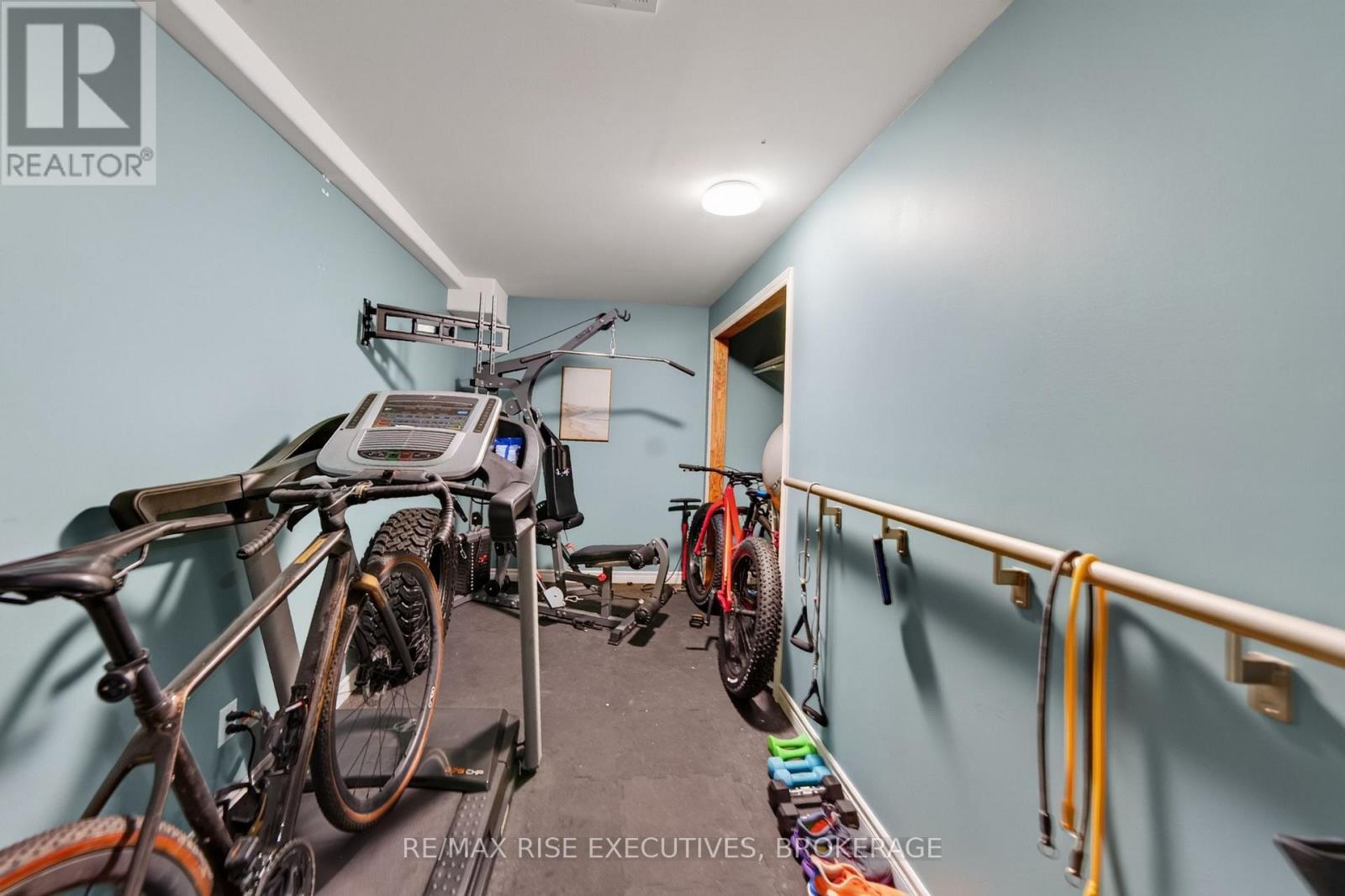 2030 Swanfield Street, Kingston (East Gardiners Rd), ON - Indoor With Storage