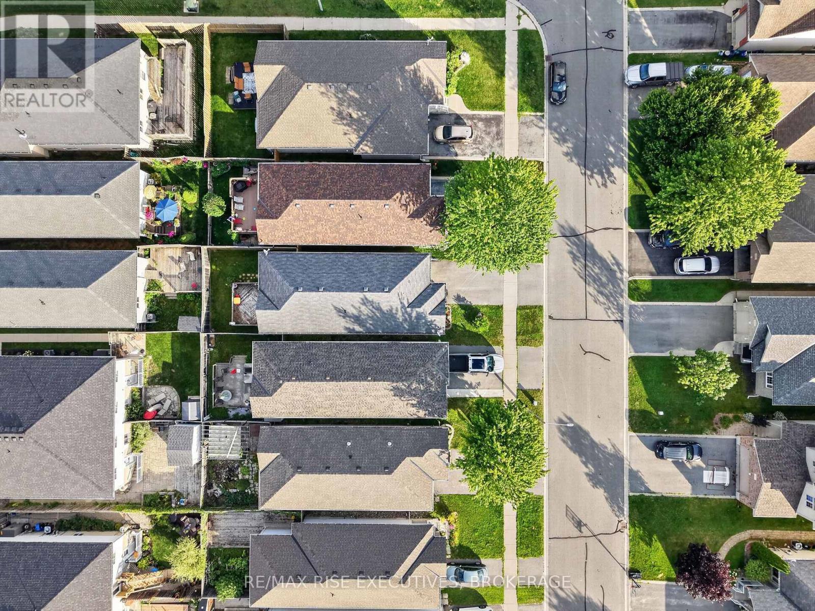 2030 Swanfield Street, Kingston (East Gardiners Rd), ON - Outdoor