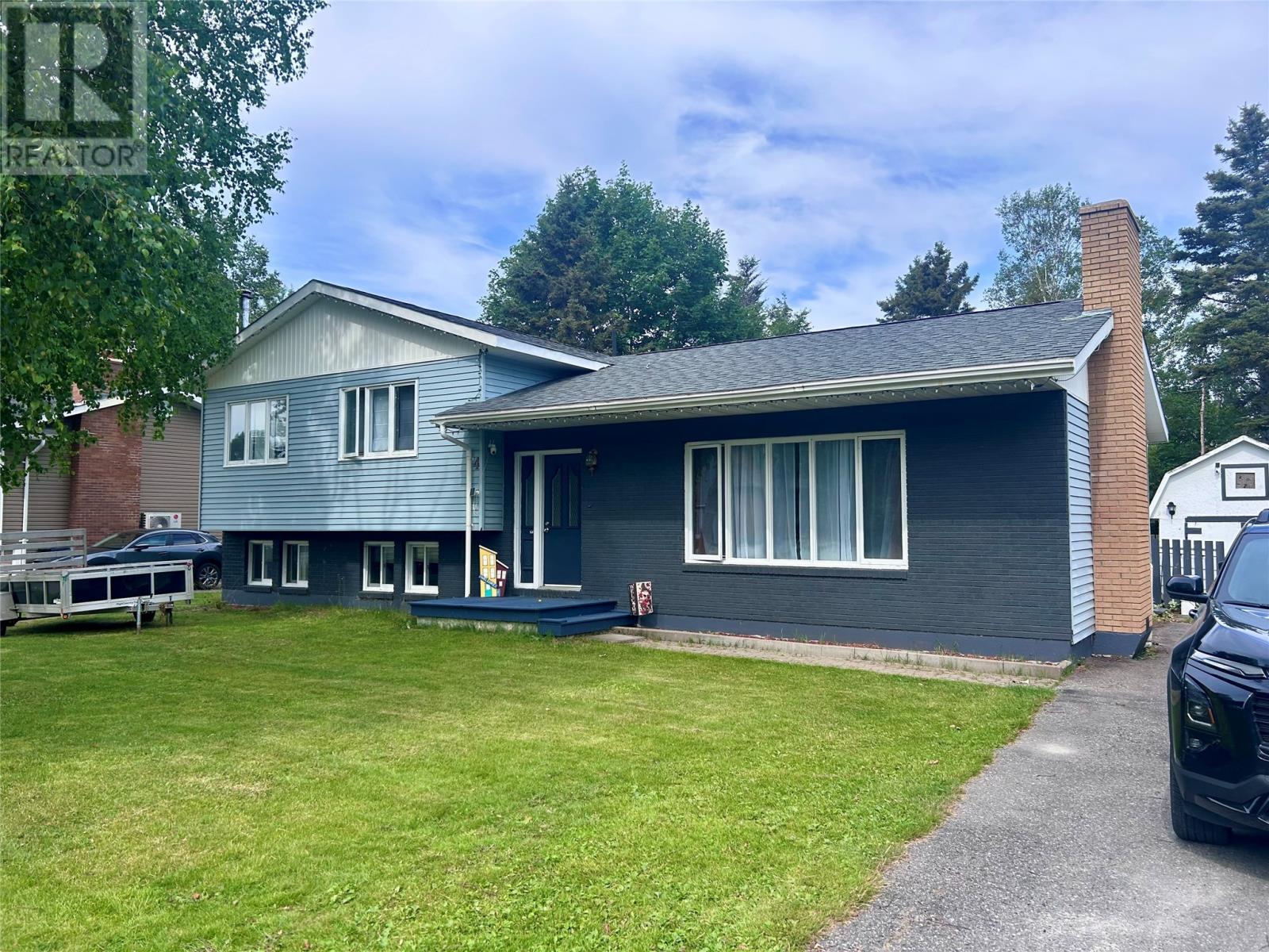 4 Elmwood Crescent, Pasadena, NL - Outdoor