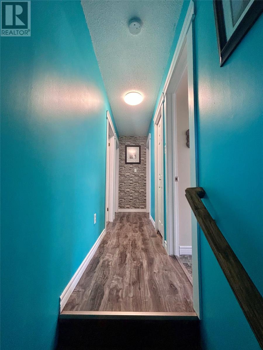 4 Elmwood Crescent, Pasadena, NL - Indoor Photo Showing Other Room