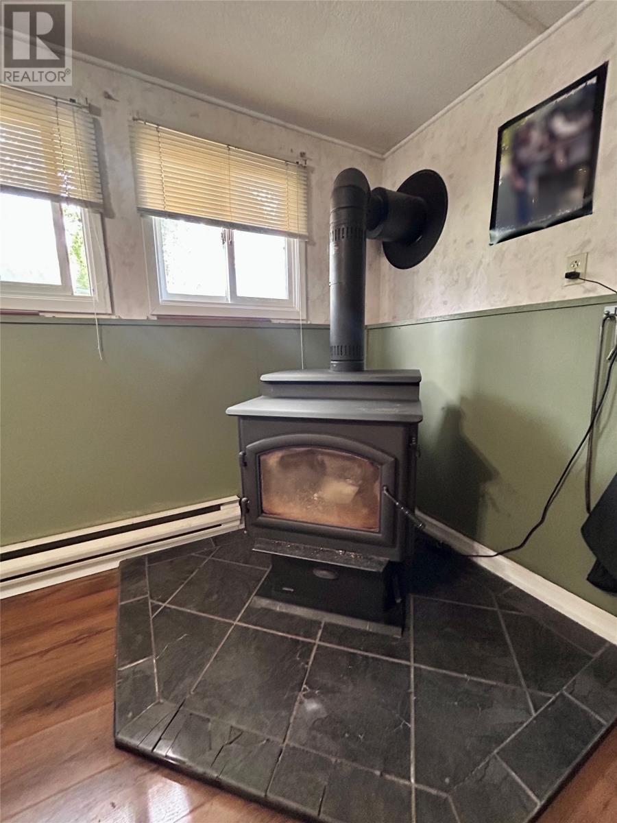 4 Elmwood Crescent, Pasadena, NL - Indoor Photo Showing Other Room