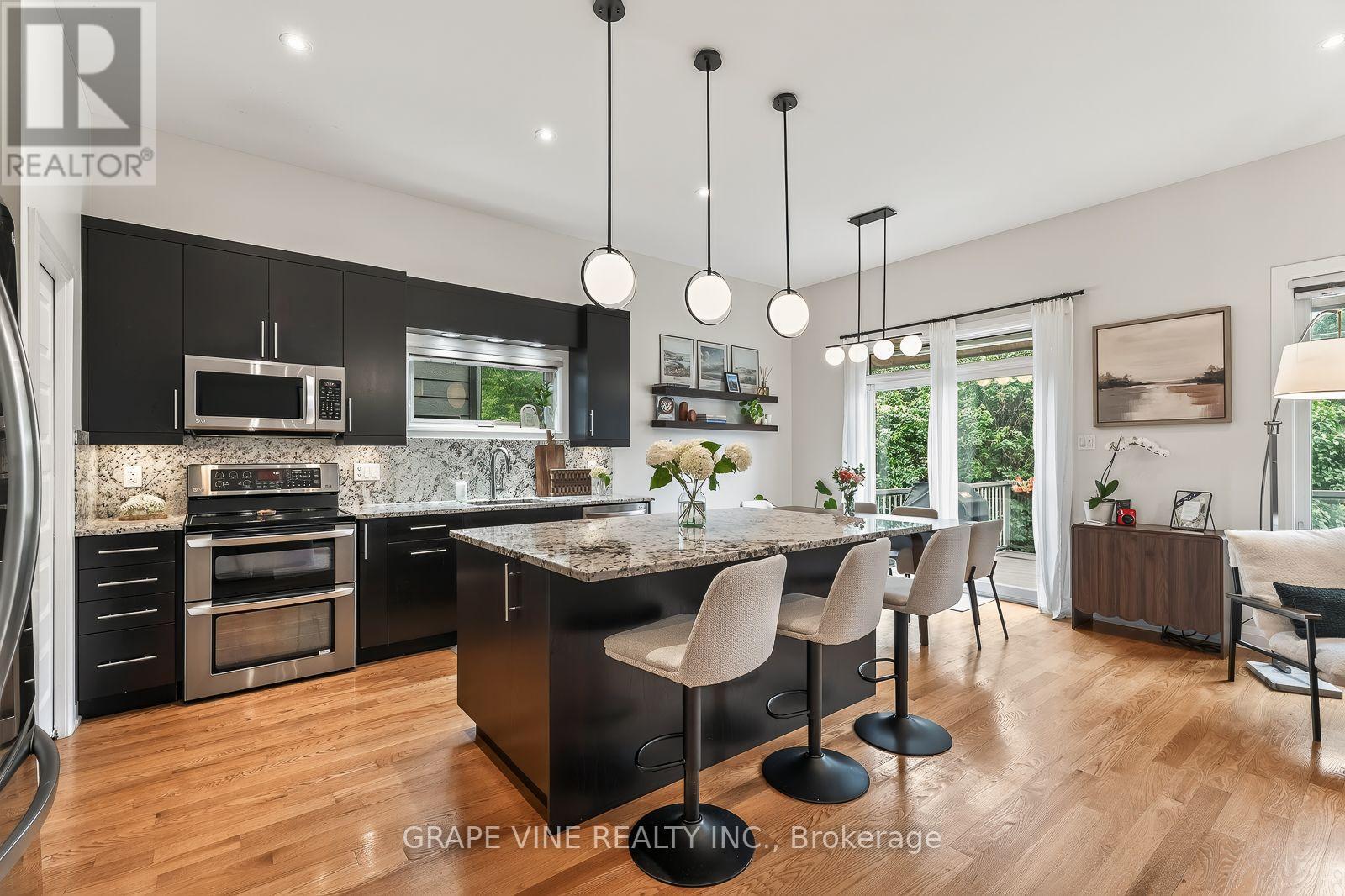 1592 Rosebella Avenue, Ottawa, ON - Indoor