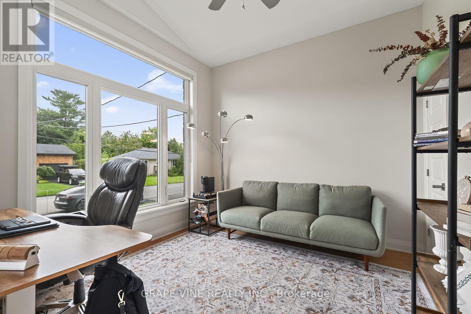 1592 Rosebella Avenue, Ottawa, ON - Indoor