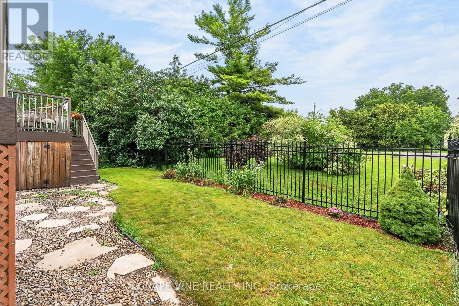 1592 Rosebella Avenue, Ottawa, ON - Outdoor