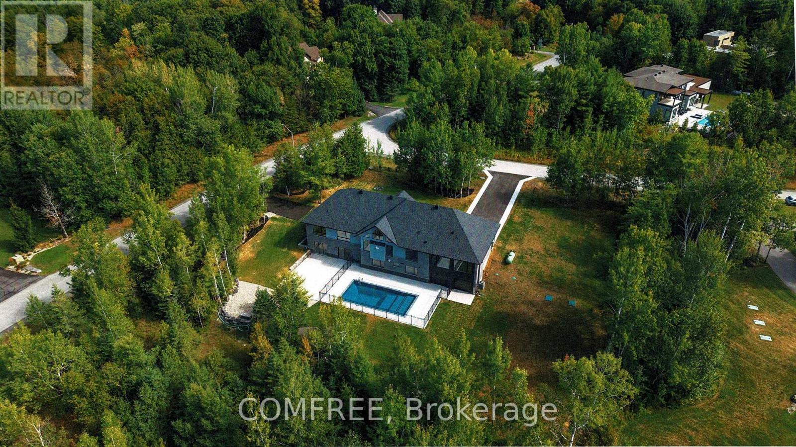 135 Cherryhill Drive, Ottawa, ON - Outdoor With View
