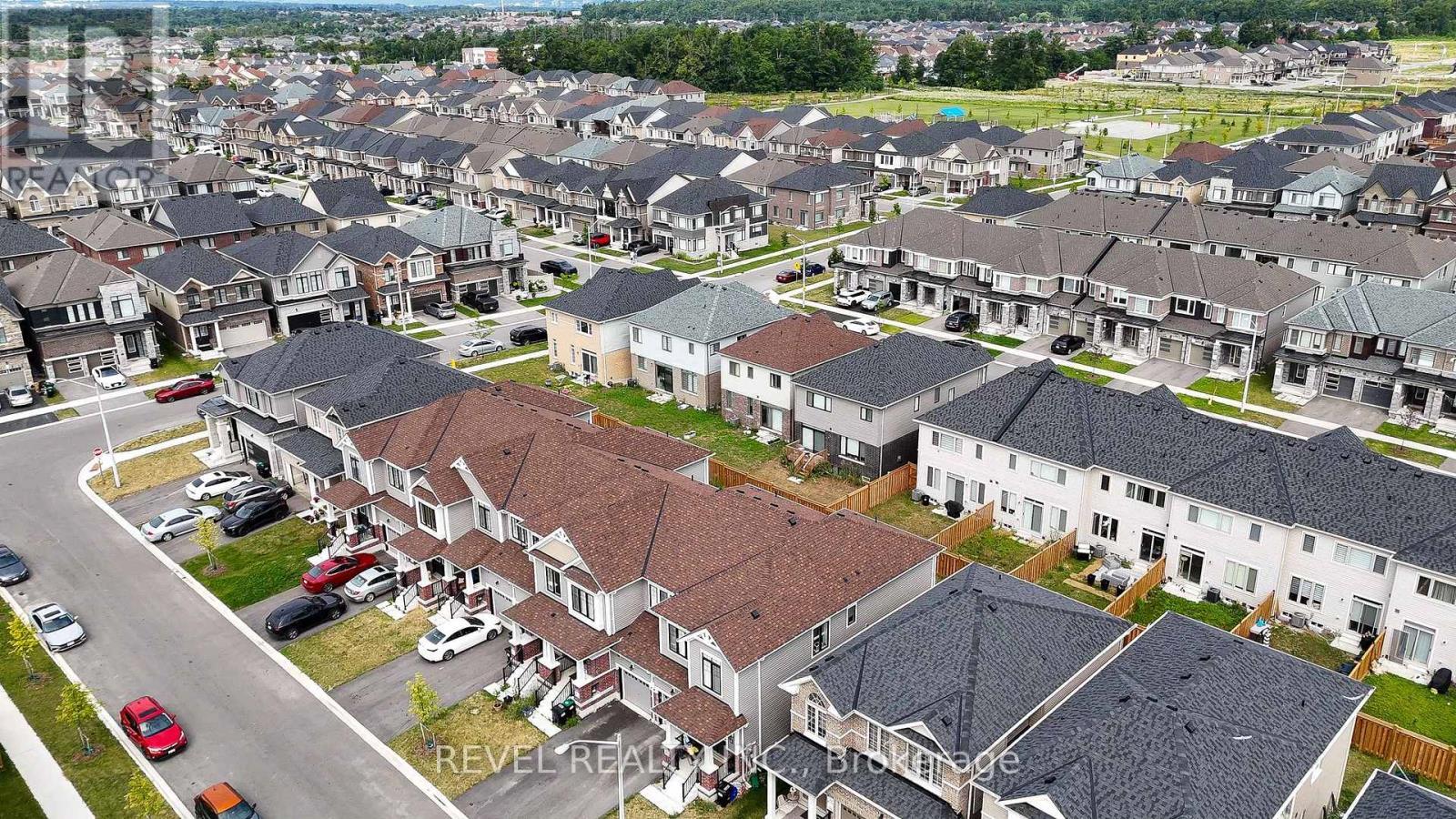 12 Hylton Drive, Barrie, ON - With View