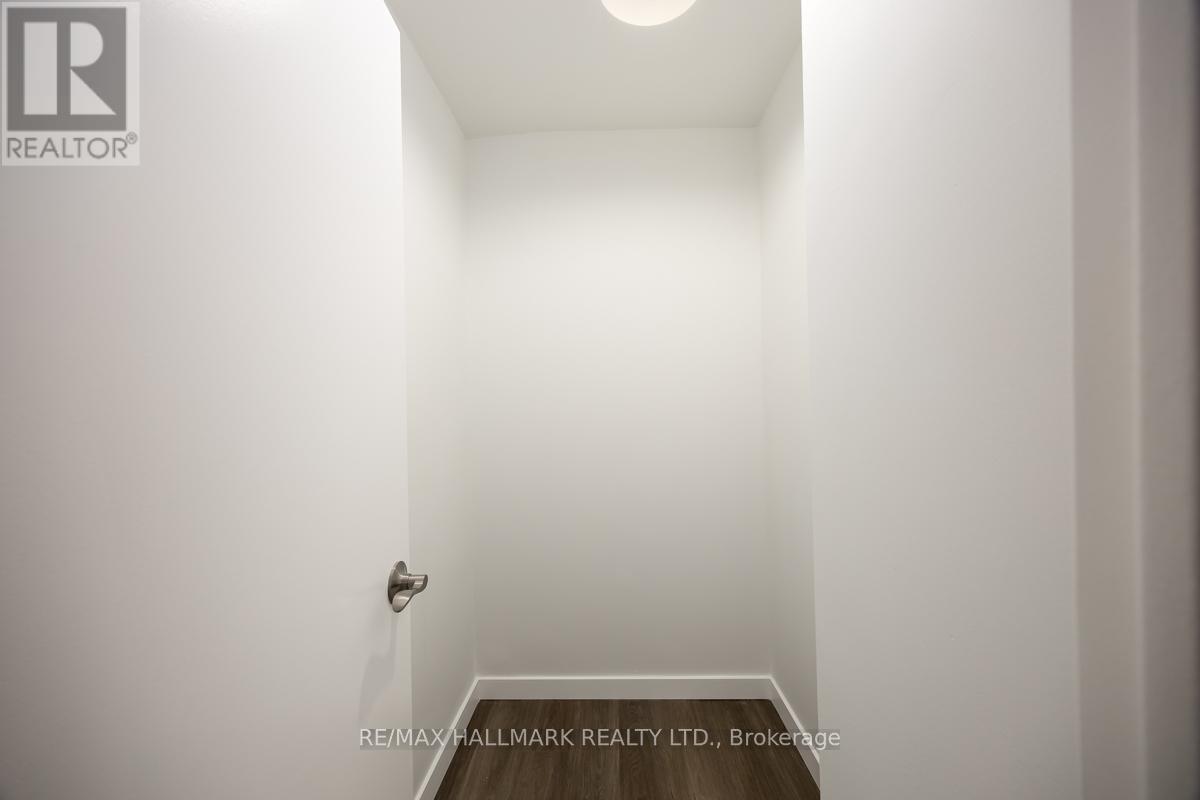 1105 - 5949 Yonge Street, Toronto, ON - Indoor Photo Showing Other Room