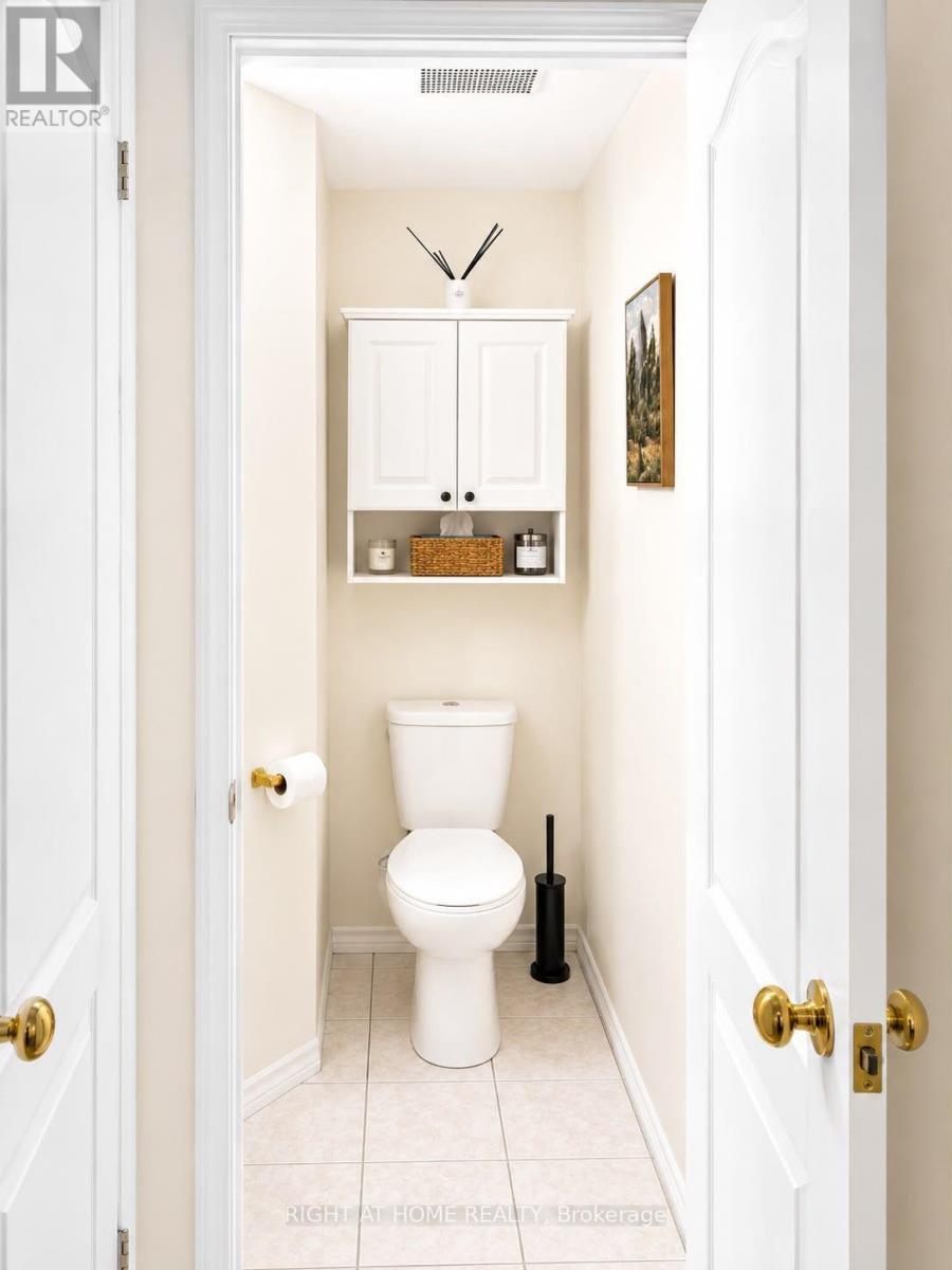 A30 - 108 Finch Avenue W, Toronto, ON - Indoor Photo Showing Bathroom