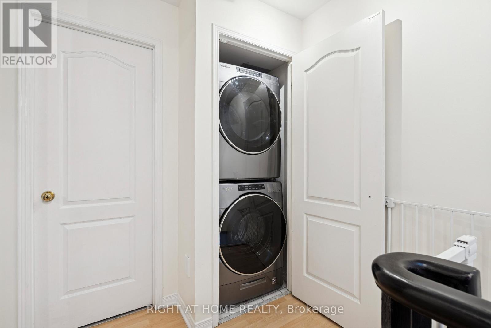 A30 - 108 Finch Avenue W, Toronto, ON - Indoor Photo Showing Laundry Room