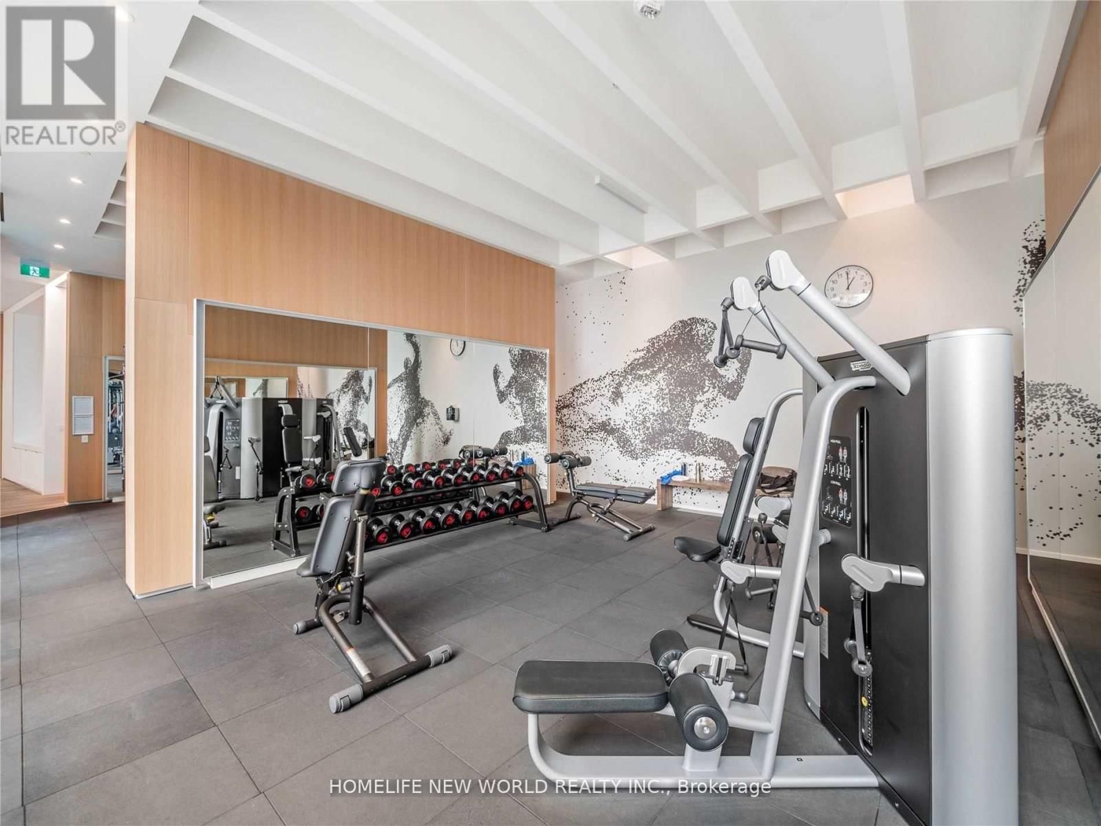 920 - 8 Hillsdale Avenue, Toronto, ON - Indoor Photo Showing Gym Room