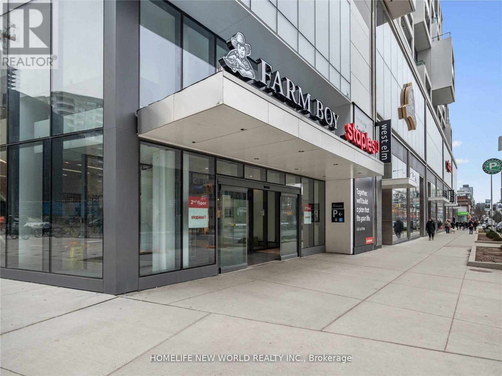 920 - 8 Hillsdale Avenue, Toronto, ON - Outdoor