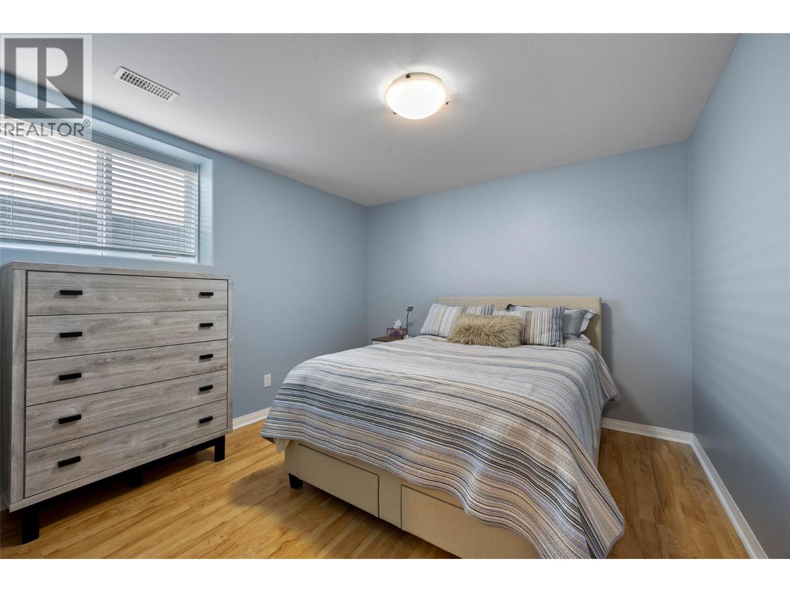 1940 Hillside Drive Unit# 23, Kamloops, BC - Indoor Photo Showing Bedroom