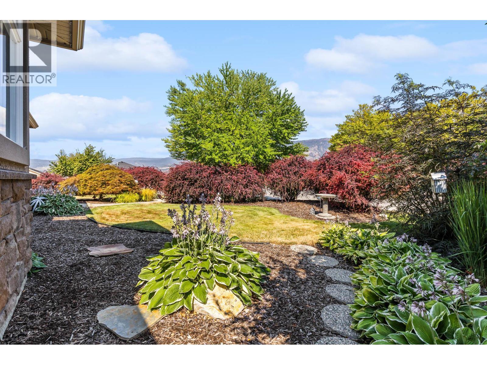Front Yard - 1635 Gregory Road, West Kelowna, BC - Outdoor